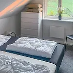 5 Bedroom Beautiful In