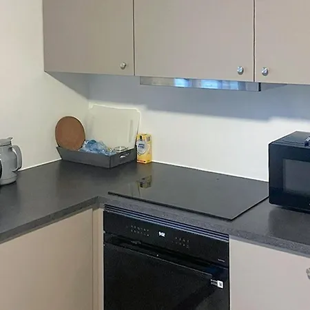 5 Bedroom Beautiful In Hasle Хасле